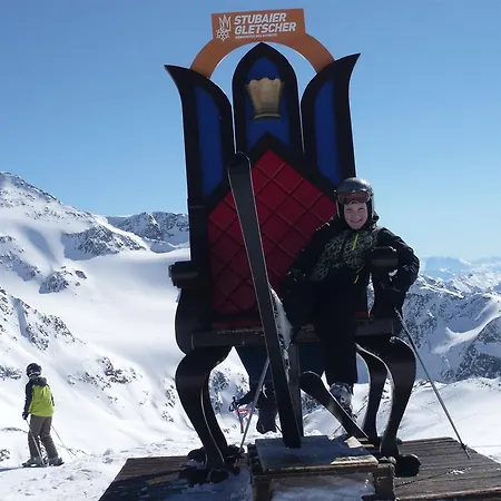 Anna Lena Neustift im Stubaital